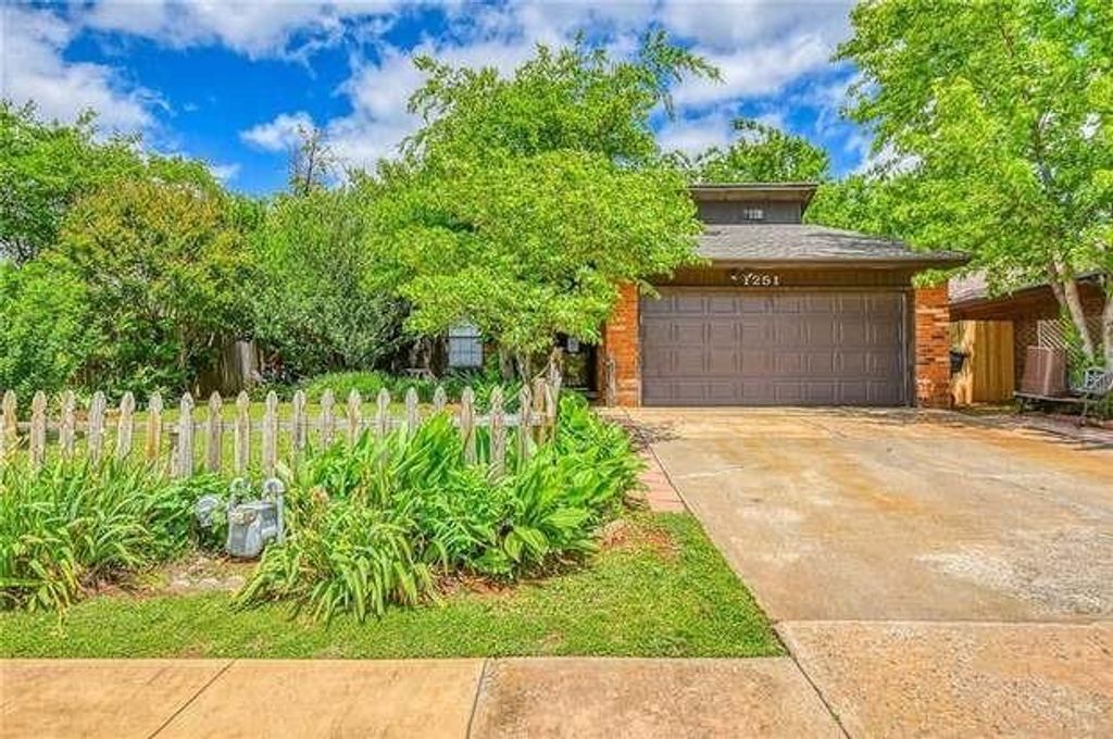 1251 Kingston Road, Norman, OK 73071