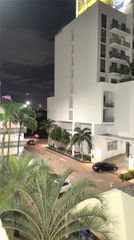 269 NW 7th St 216, Miami, FL 33136