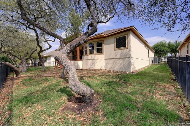 135 Escalera, Boerne, TX 78006