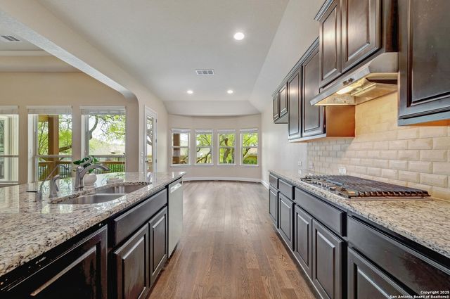 135 Escalera, Boerne, TX 78006