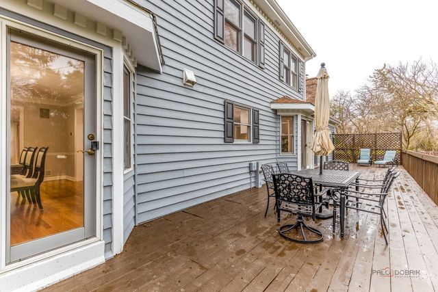 9 Devonshire Lane, Lincolnshire, IL 60069