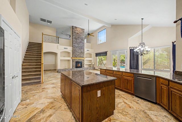 2627 W MONTE Way, Phoenix, AZ 85041