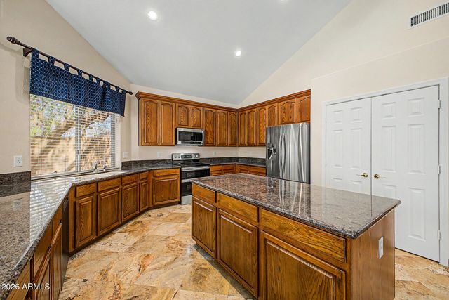 2627 W MONTE Way, Phoenix, AZ 85041