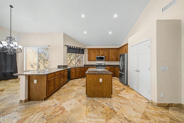 2627 W MONTE Way, Phoenix, AZ 85041