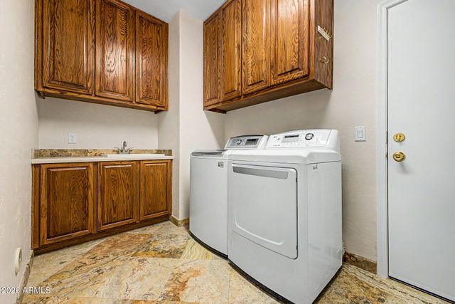 2627 W MONTE Way, Phoenix, AZ 85041
