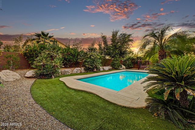 2627 W MONTE Way, Phoenix, AZ 85041