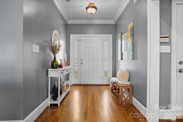 104 Castle Pines Lane, Statesville, NC 28625