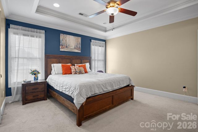 104 Castle Pines Lane, Statesville, NC 28625