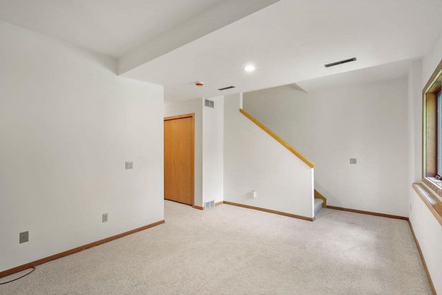 151 Ponwood Circle, Madison, WI 53717