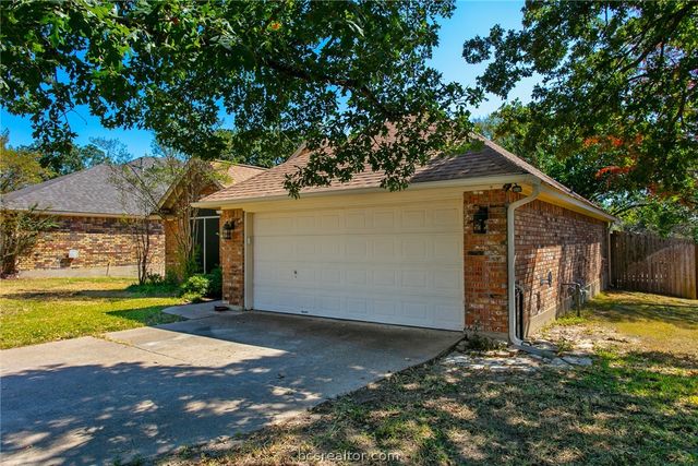 2817 Brandywine Circle, Bryan, TX 77807