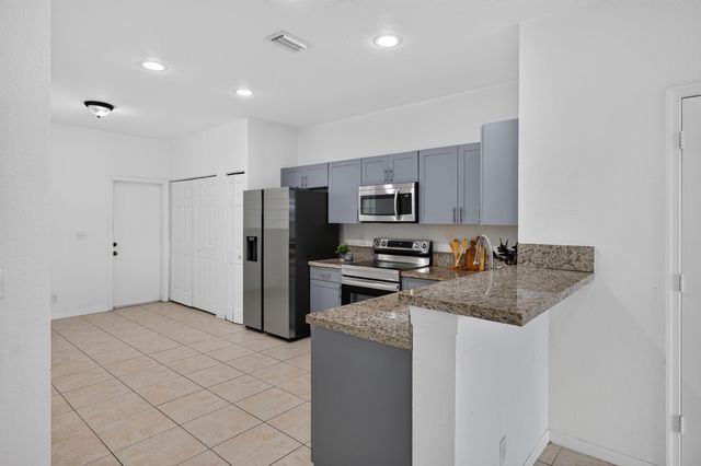 2391 Pasadena Way, Weston, FL 33327