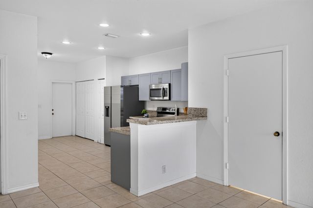 2391 Pasadena Way, Weston, FL 33327