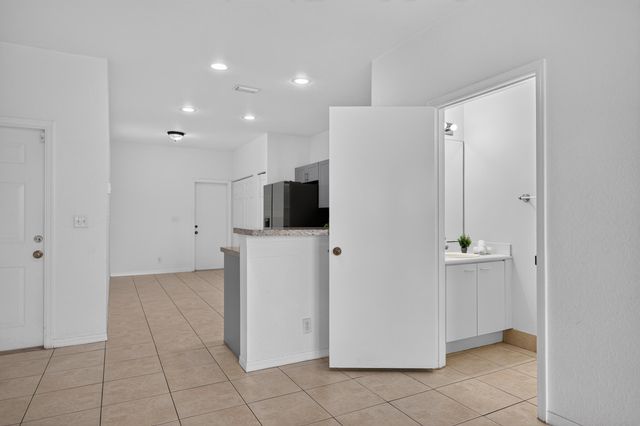 2391 Pasadena Way, Weston, FL 33327