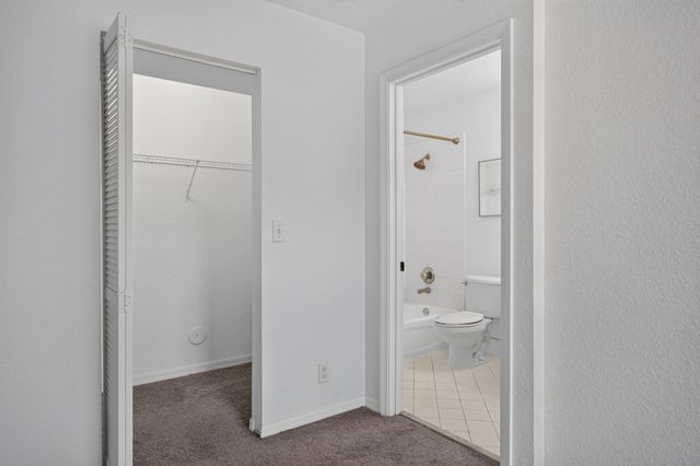 2391 Pasadena Way, Weston, FL 33327