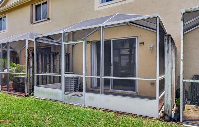 2391 Pasadena Way, Weston, FL 33327