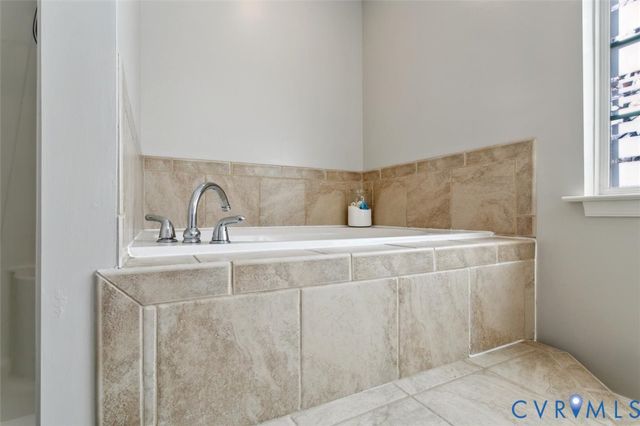 123 Pebble Beach Ln, Williamsburg, VA 23185