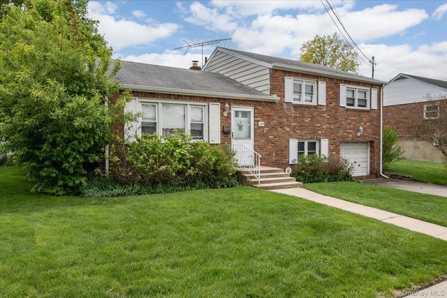 145 Arthur Avenue, Floral Park, NY 11001