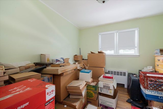 145 Arthur Avenue, Floral Park, NY 11001