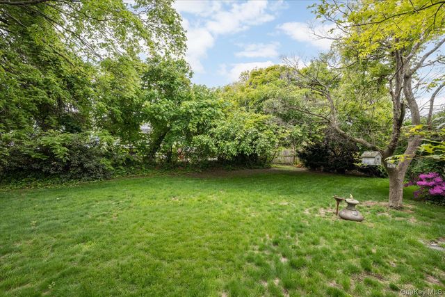 145 Arthur Avenue, Floral Park, NY 11001
