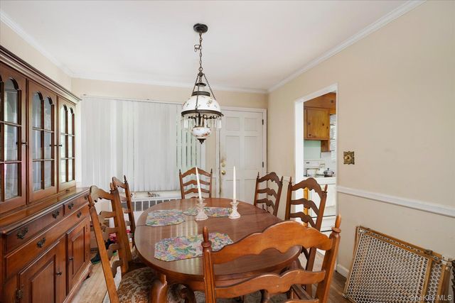 145 Arthur Avenue, Floral Park, NY 11001