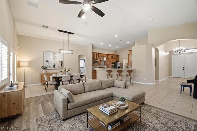 8309 Mooses Court, Las Vegas, NV 89131