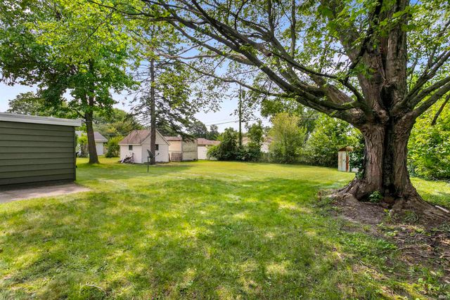 3226 Rexford Drive, South Bend, IN 46615