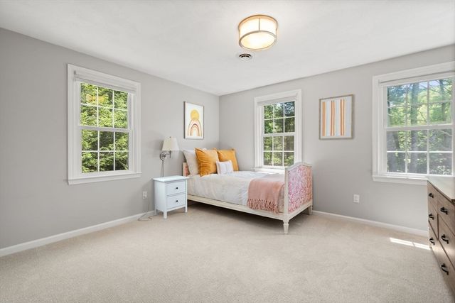 2 Garrison Ln, Southborough, MA 01772