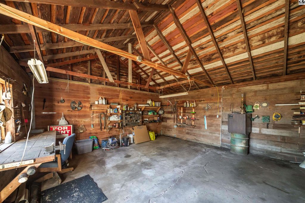 143 SE 140th Ave