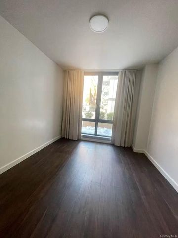 144-27 Sanford Avenue 2K, Flushing, NY 11355