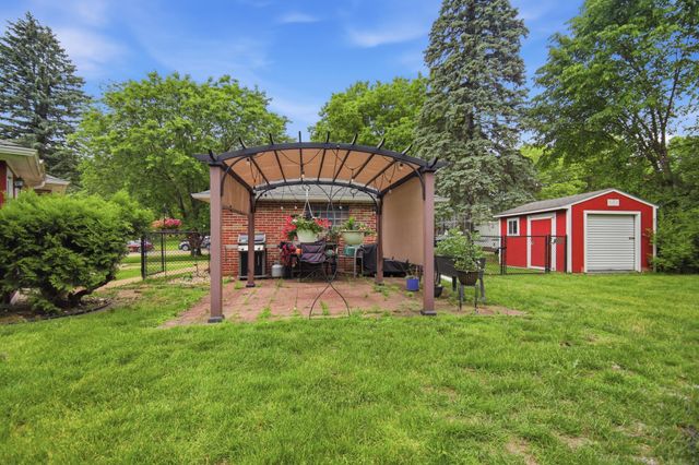 2103 3rd Avenue SW, Austin, MN 55912