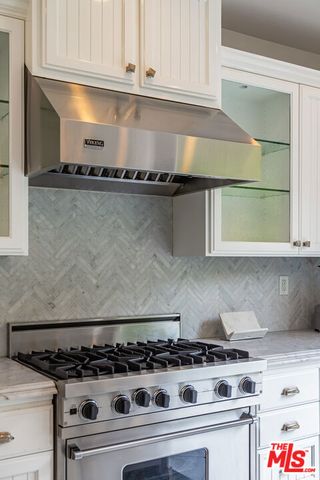 1467 N Kings Road, West Hollywood, CA 90069