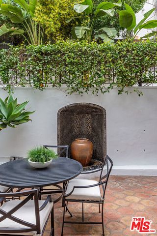 1467 N Kings Road, West Hollywood, CA 90069