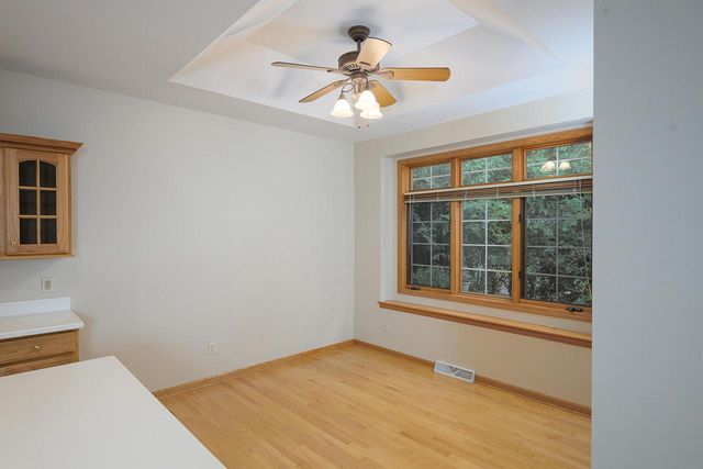 2315 Stoney LANE, Grafton, WI 53024