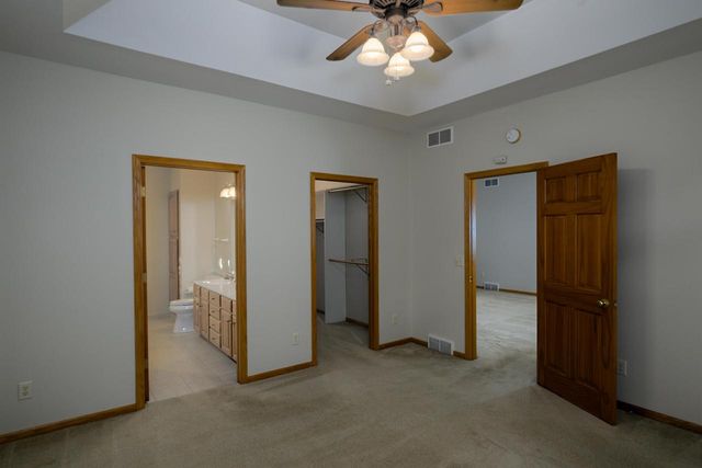 2315 Stoney LANE, Grafton, WI 53024