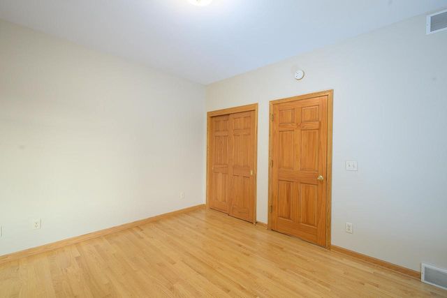 2315 Stoney LANE, Grafton, WI 53024