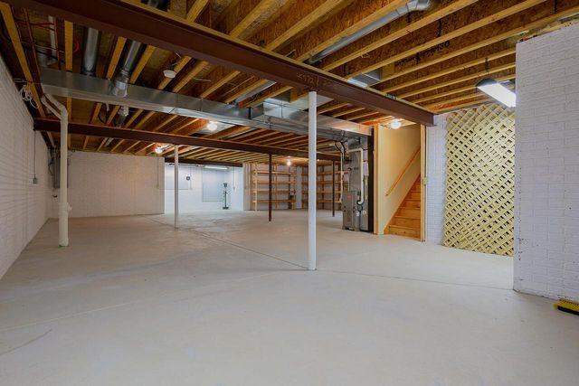 2315 Stoney LANE, Grafton, WI 53024