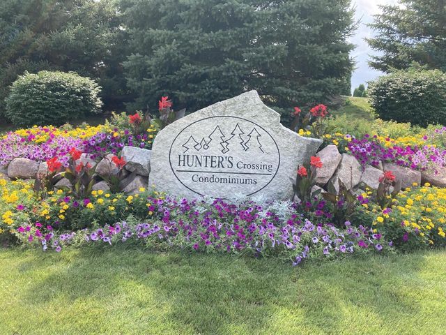 2315 Stoney LANE, Grafton, WI 53024