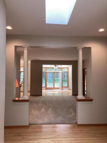 2315 Stoney LANE, Grafton, WI 53024