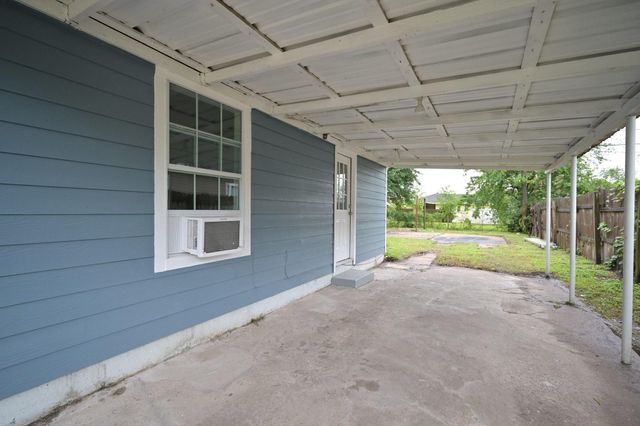10338 Flaxman Street, Houston, TX 77029