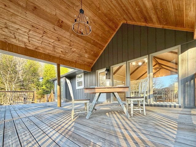 1902 W Brookhaven Circle, Dalton, GA 30720