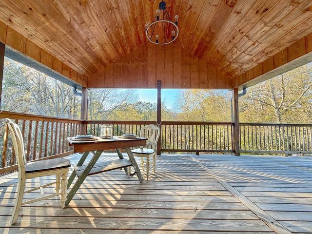 1902 W Brookhaven Circle, Dalton, GA 30720