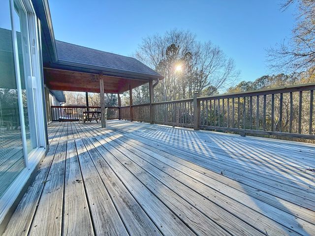 1902 W Brookhaven Circle, Dalton, GA 30720