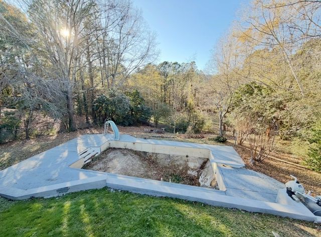 1902 W Brookhaven Circle, Dalton, GA 30720