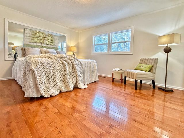 1902 W Brookhaven Circle, Dalton, GA 30720