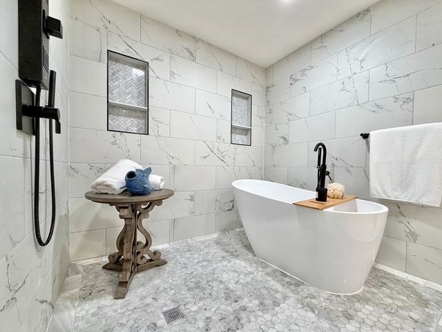 1902 W Brookhaven Circle, Dalton, GA 30720