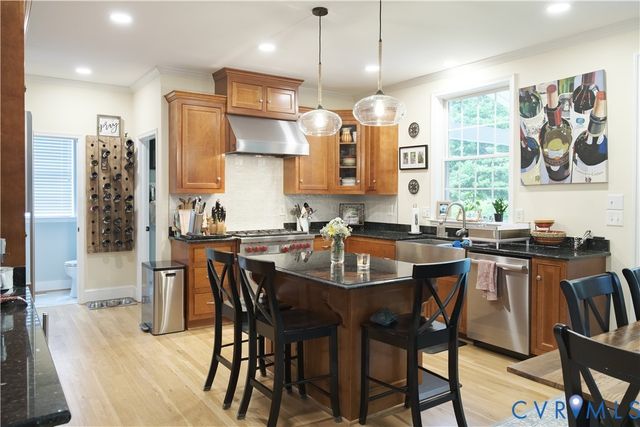 9060 Cottleston Cir, Mechanicsville, VA 23116