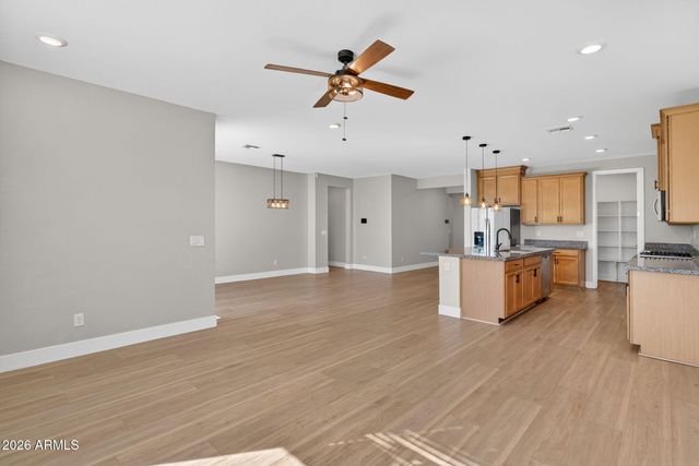 36861 N MOYLE Street, San Tan Valley, AZ 85140