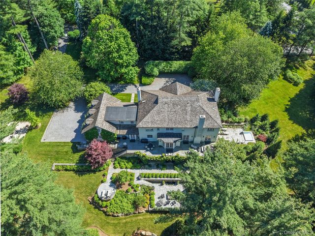 18 Oregon Road, Bedford Corners, NY 10549