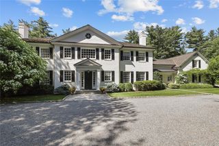 18 Oregon Road, Bedford Corners, NY 10549