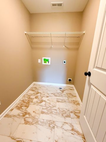 324 Winter Terrace Ln, Clarksville, TN 37040